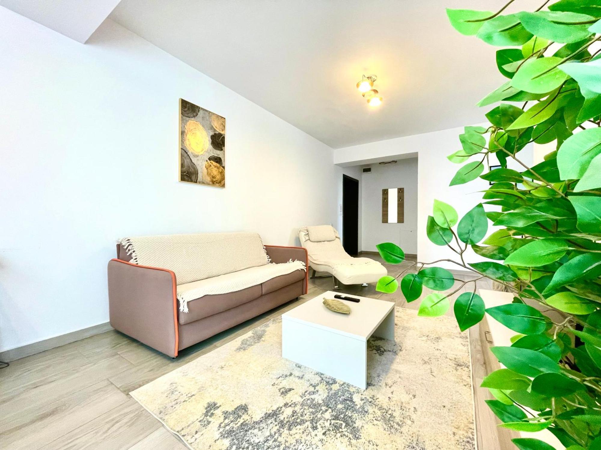 Soho Apartment - City View With Rooftop Garden Bükreş Dış mekan fotoğraf